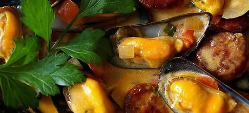 Mussels with wine and chorizo photo