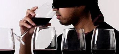 How to Blind Taste Wine Like a Sommelier photo