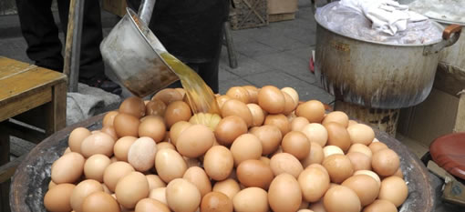 Urine-boiled eggs the latest delicacy photo