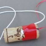 How to Open a Bottle of Wine Using Just a Piece of String photo