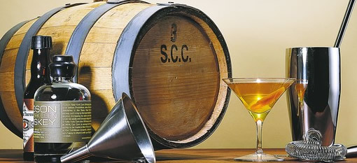 Make your own barrel-aged cocktails photo