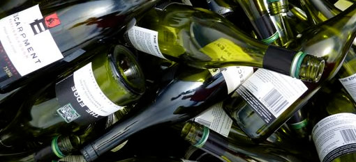 5 DIY Ways To Reuse Empty Wine Bottles photo
