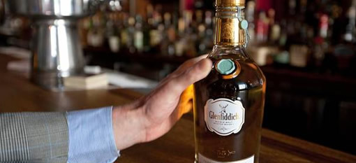What does a 55-year-old, $94 000 whisky taste like? photo