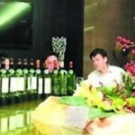 Inquiry gives ridiculous answer to boss` wine extravagance photo