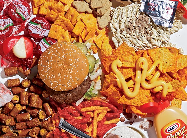 Junk Food as Addictive as Heroin and Tobacco photo
