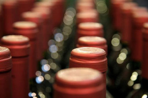 High foreign demand for SA bulk wine photo