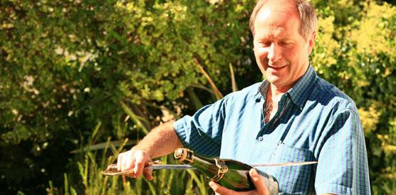 Remembering the pioneers of SA winemaking photo