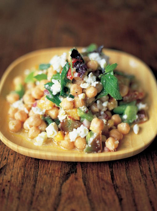 Jamie Oliver`s chickpea salad paired with Leeuwenkuil Cinsault photo