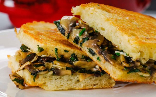 Grilled Mushroom Sandwich with Herbs photo