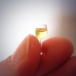 Wine drinkers urged to drop glass size photo
