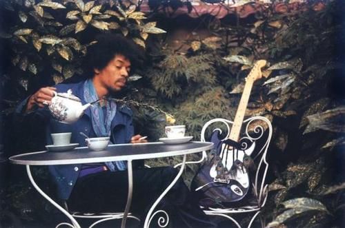 Jimi Hendrix liked nothing better than to sit at home drinking tea photo