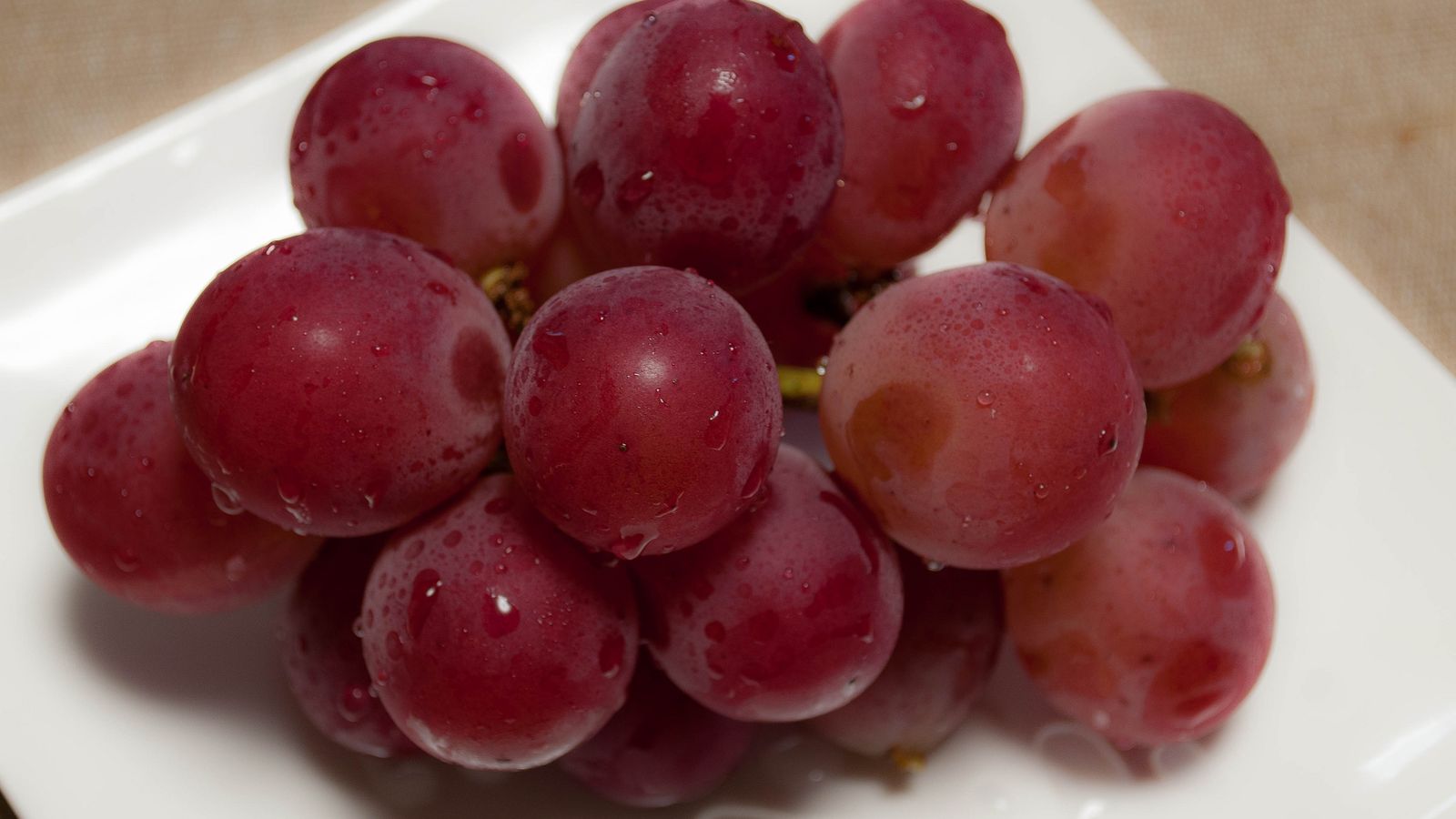 One Bunch of Grapes Just Sold for $11,000 in Japan photo