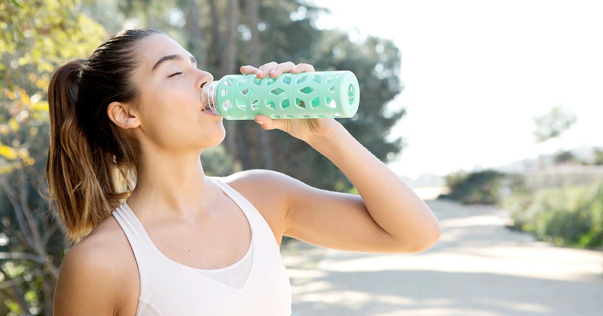 6 Reasons Why You Should Drink More Water photo