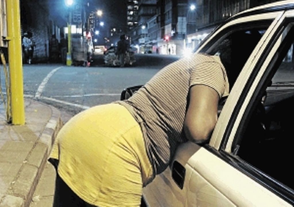 Harare Sex Workers Beat The Cash Crunch photo