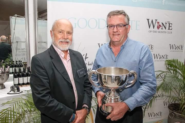 Simonsig Makes it Three in a Row at Wine-of-the-Month Awards photo
