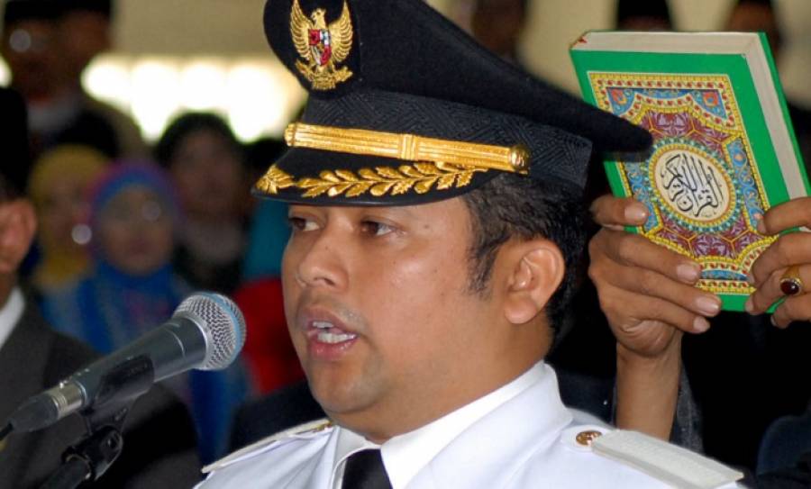 “Eating Instant Noodles Can Make Babies Gay” Claims Indonesian Politician photo