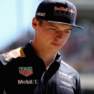 Verstappen Will Remain ‘loyal’ To Red Bull photo