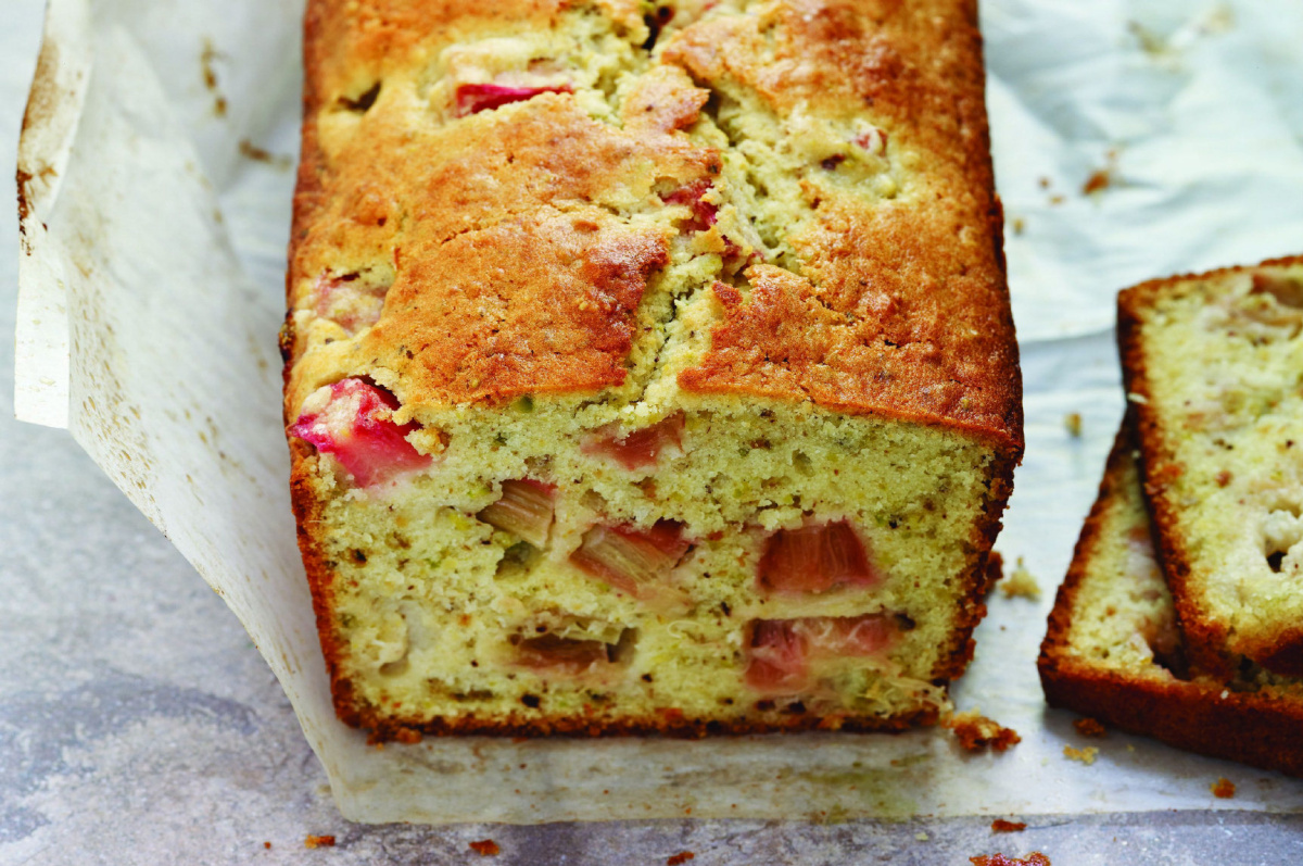 This Rhubarb Pistachio Cake Will Put Spring In Your Step: Ricardo photo