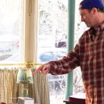 Luke From Gilmore Girls Is Selling Out And Starting A Coffee Brand photo