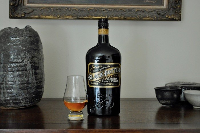 Whisky Review: Black Bottle Whisky photo