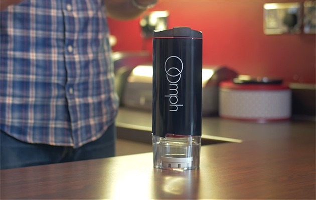 This insanely clever travel mug actually brews your coffee on the go photo