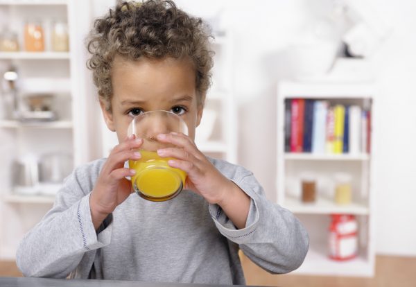 Pediatricians Advise Parents to Limit Their Kids Fruit Juice Consumption photo