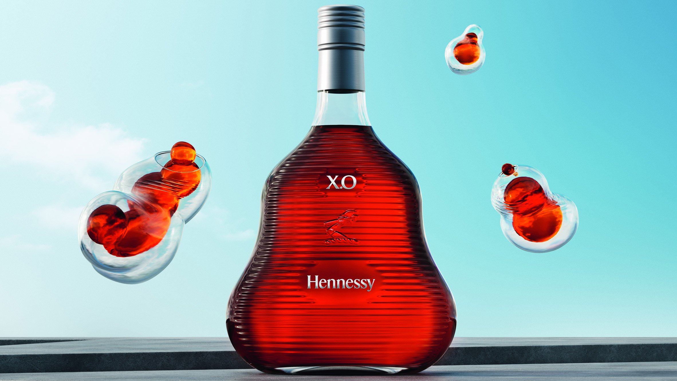 Marc Newson Designs Limited-edition Cognac Bottle For Hennessy X.o photo