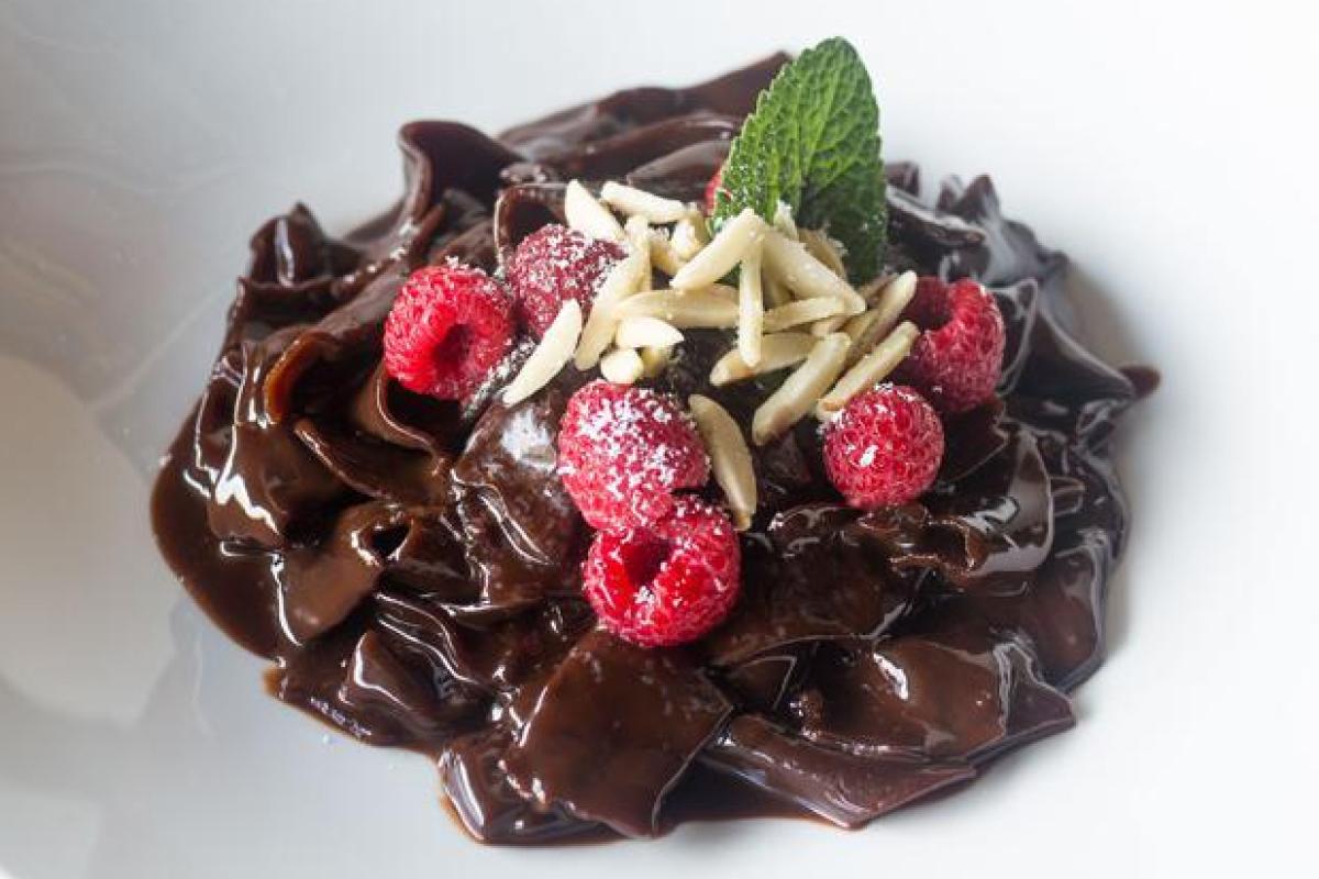 Boozy Nutella Pasta Is Now A Thing For Some Reason… But Would You Try It? photo