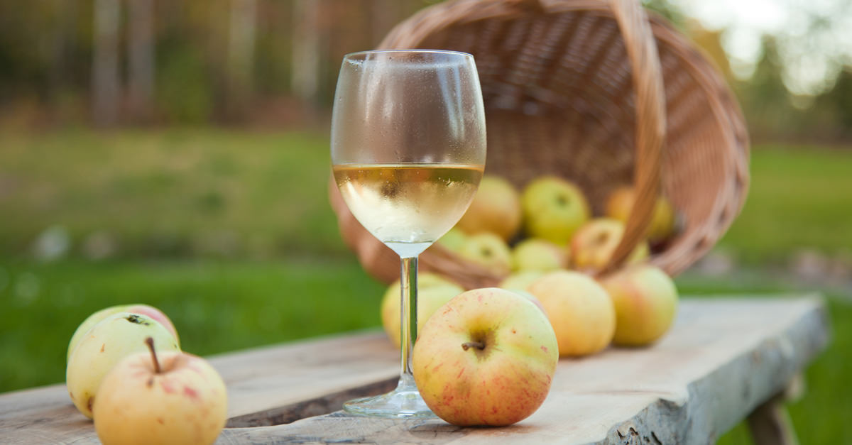Ask Adam: If A Wine Tastes Like Apples, Does It Have Apples In It? photo