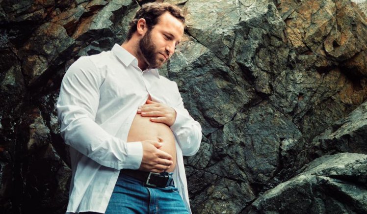 This Father-to-be Staged His Own Food Baby Pregnancy Photoshoot photo