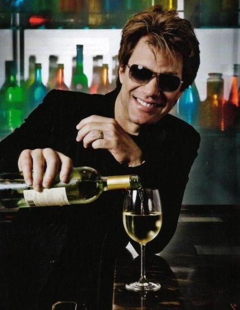 Bon Jovi releases a wine photo