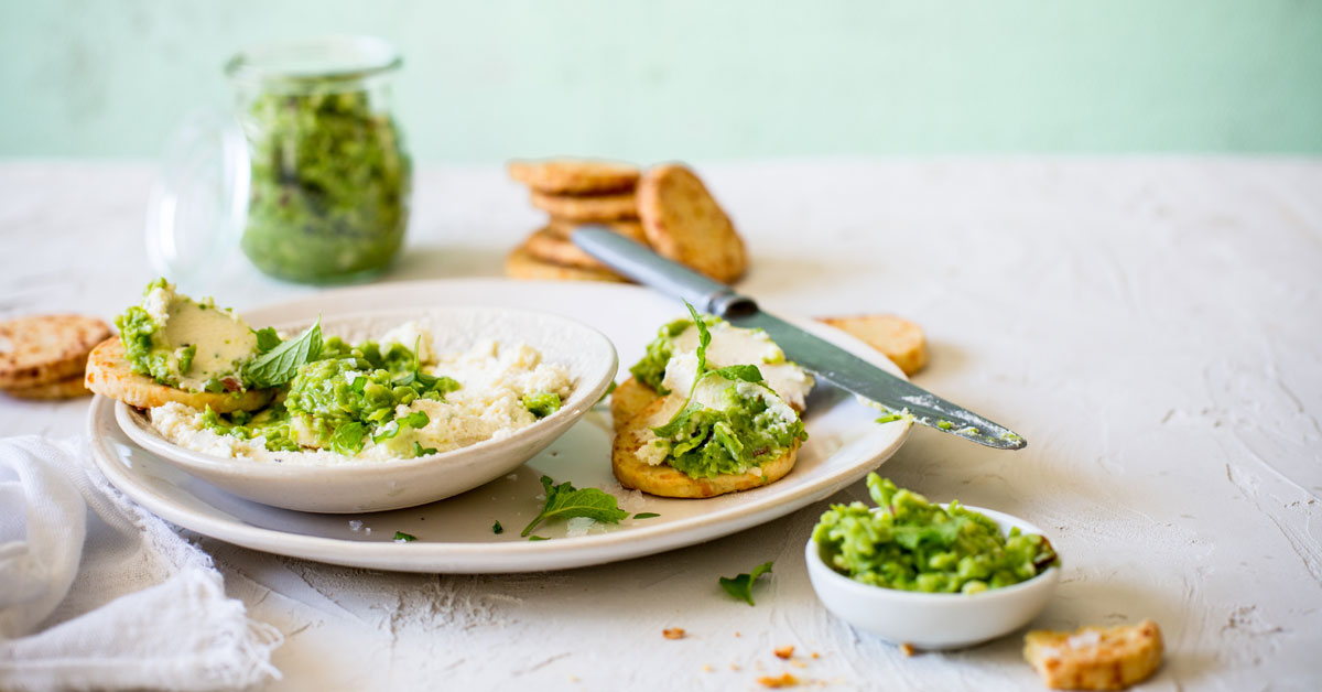 Creamed Ricotta With Chunky Pea Pesto And Cheddar Crackers photo