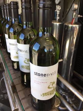 Rietvallei Bottles 2018 Stonedale Sauvignon Blanc photo