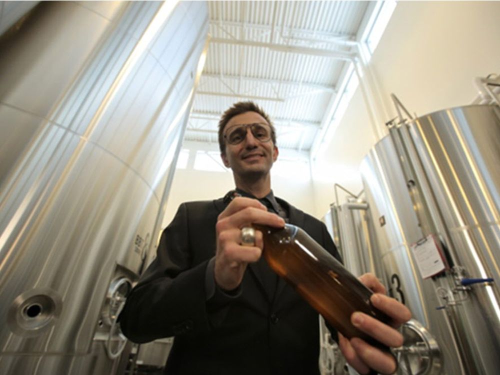 Ontario Awards $300,000 Research Grant To Help Develop The World’s First Beer Brewed From Cannabis photo
