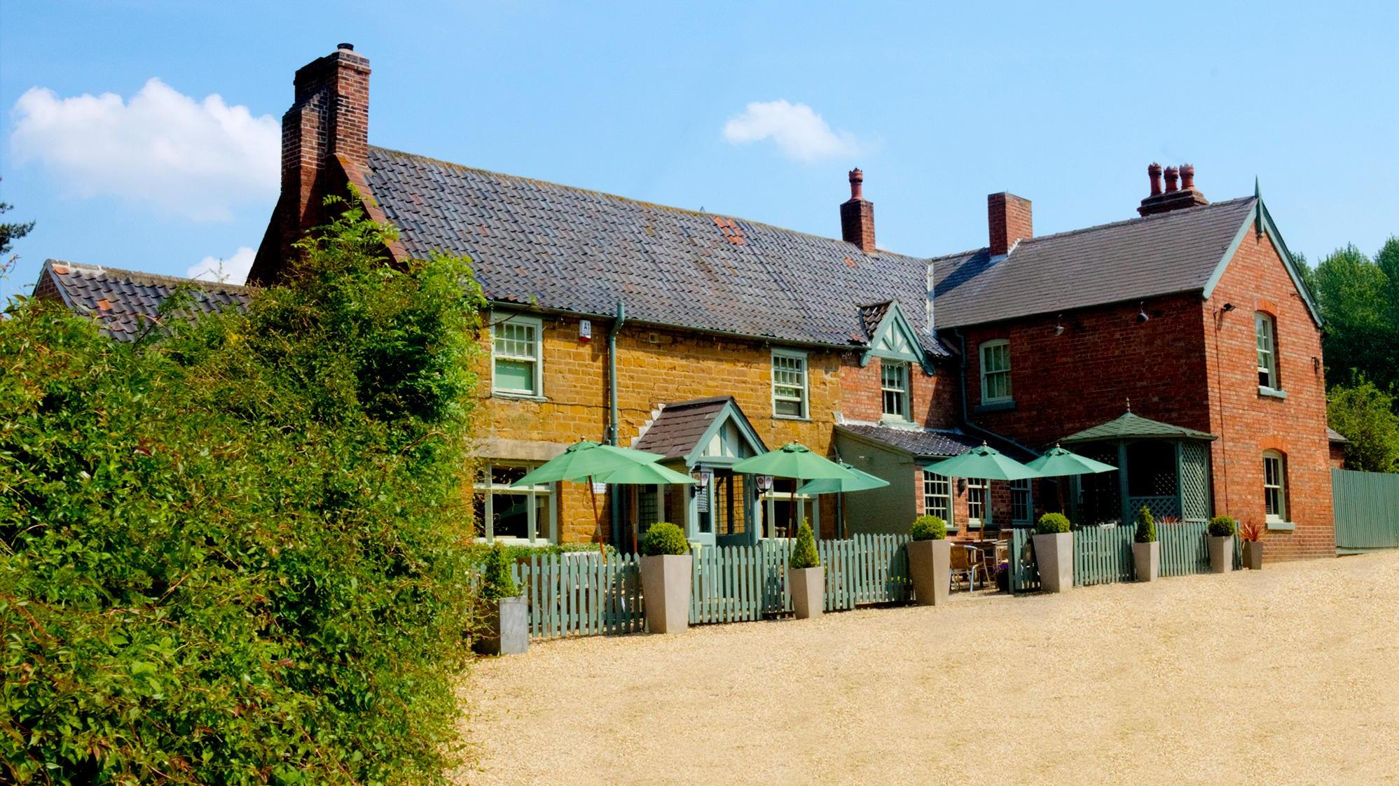 The Cool Hotel Guide: The Chequers Inn, Grantham, Lincolnshire photo