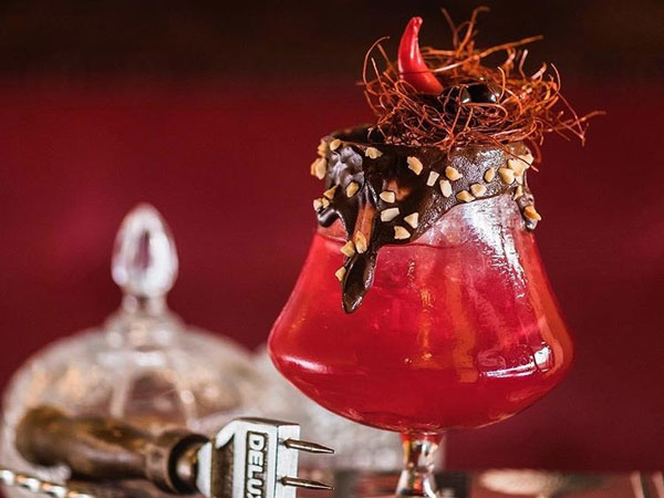 9 Gin Cocktails That Have Gone Too Far photo