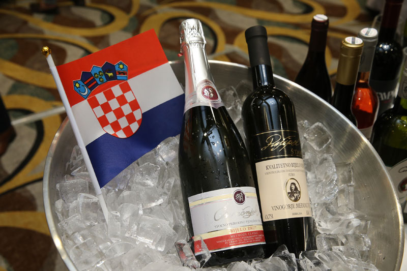 1,000+ Exhibitors To Showcase Global Fine Wines In Hong Kong Next Month photo