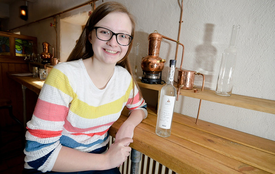 Teenager creates new alcohol free gin photo