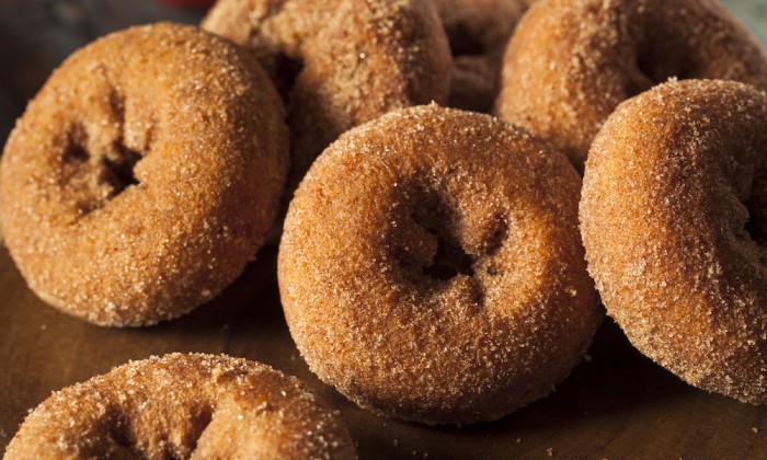 How To Make Apple Cider Doughnuts photo