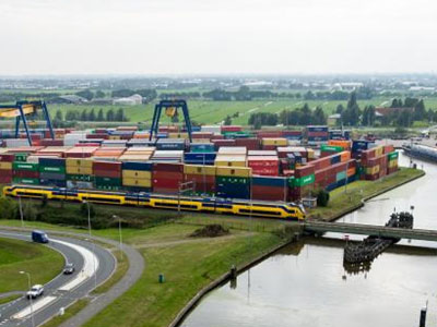 Port Of Rotterdam Accesses Inland Terminal To Move Heineken And Other Containers By Water photo