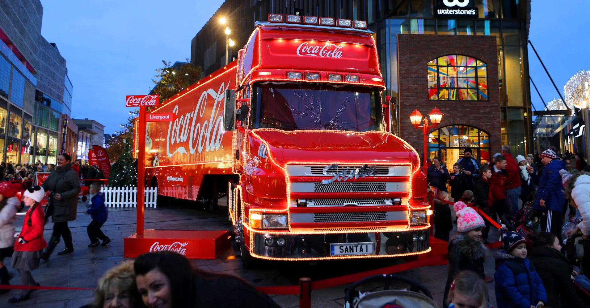 Coca-cola Christmas Truck Tour Scaled Back In The Uk After Backlash From Campaigners photo