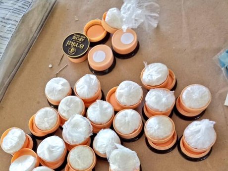 Dci Seizes Drugs Worth Millions Hidden In Makeup Kits At Jkia photo