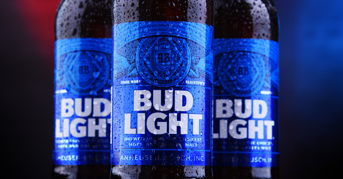Bud Light Promises Free Beer For The Winning Super Bowl City photo