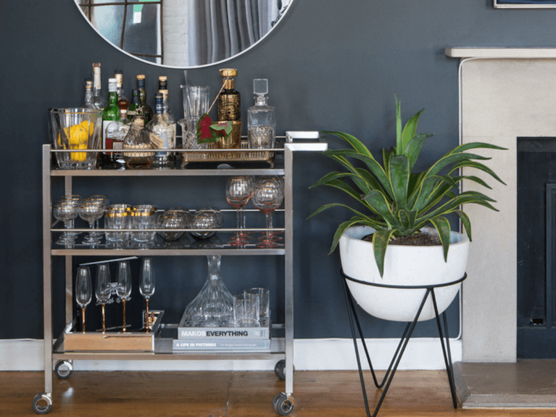8 Artistic Ideas To Make Your Mini Home Bar Fit In Your Home Spaces photo