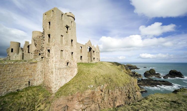 Aberdeen Travel: Feel Like King Of The Castle In Scotland photo