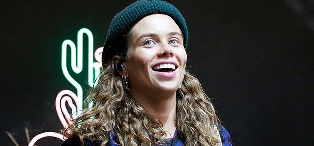 Aussie Indie Musician Tash Sultana Has Been Added To The Rocking The Daisies 2019 Line-up And We Can’t Wait! photo