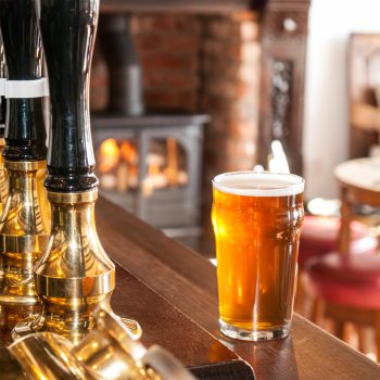 Warm March Boosts On-trade As Drinks Dominate Sales photo