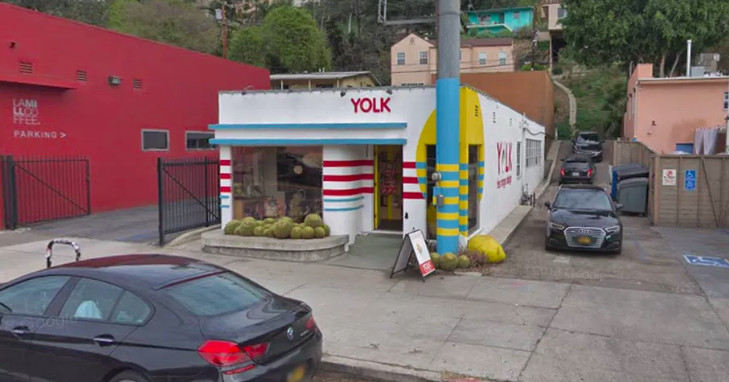 Stop Panicking, Silver Lake:  That Starbucks Drive-thru Sign Is A Hoax photo