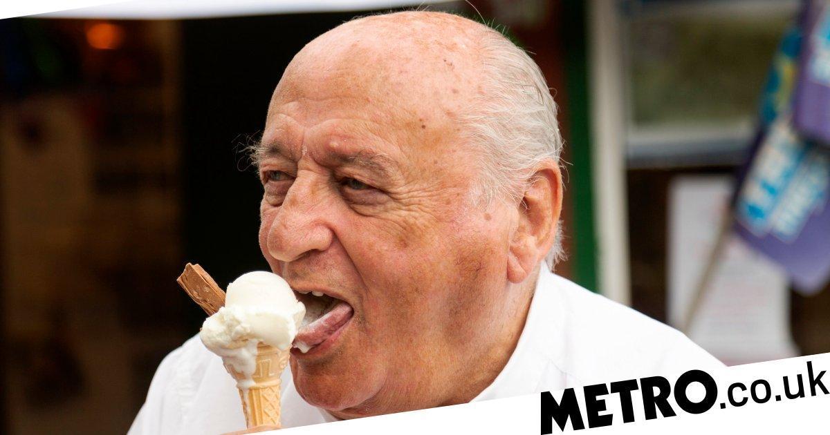 86-year-old Man Has Sold Over 3 Million Ice Cream Cones In 70 Years photo