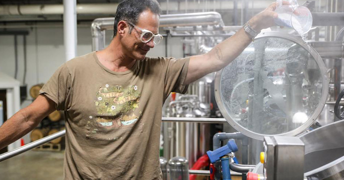 Lucky Sevens: Dogfish Head’s Sam Calagione Would Marry Seaquench Ale photo